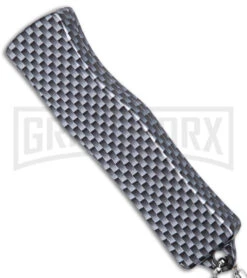 American Flag Mini Dog Tag Gray Carbon Fiber D/A OTF Auto Knife -Satin Plain 4 American Flag Mini Dog Tag Gray Carbon Fiber D/A OTF Auto Knife -Satin Plain -Knivesand Tools Shop American Flag Mini Dog Tag CF DA Auto Satin BHQ 175038 jr side large