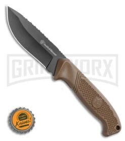 Smith & Wesson Knife 2-Piece Combo Set - Fixed & Folder 1122655 -Knivesand Tools Shop Smith Wesson MP Knife 2 Piece Combo Set 1122655 BHQ 117742 LS Bottlecap1 large