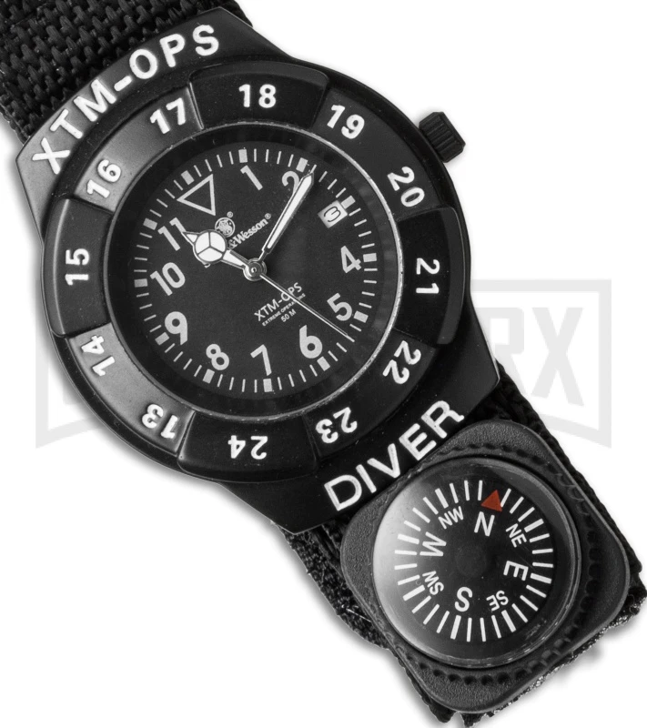 Smith & Wesson Extreme Ops Watch & Folding Knife Combo Pack Smith & Wesson Extreme Ops Watch & Folding Knife Combo Pack -Knivesand Tools Shop smith wesson extreme ops combo watch cm large